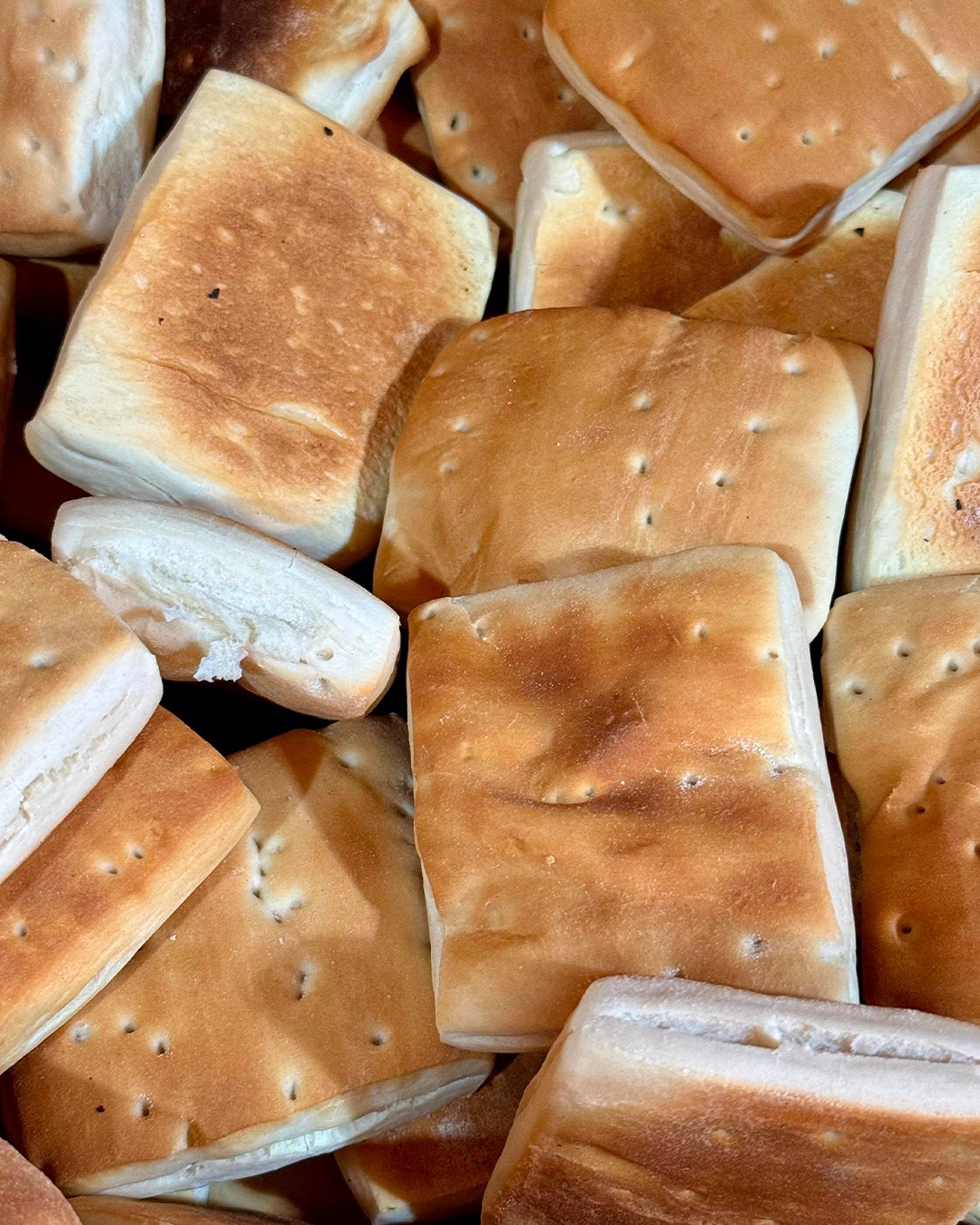 Supermercado y Pastelería Cervantes · Mehuín
